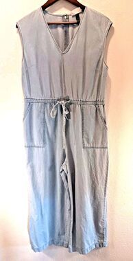 Universal Thread Light Wash Denim Jumpsuit Wide Leg Sleeveless Tie Waist L